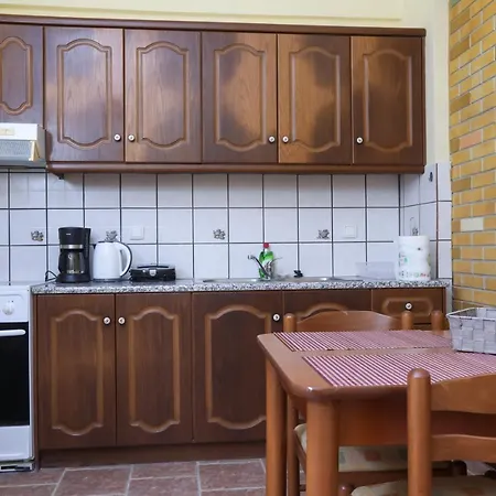 La Maison Au Village Apartment *